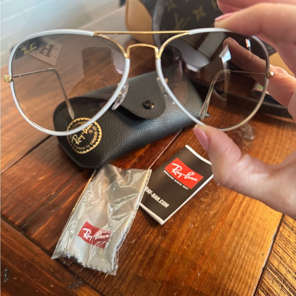 Ray-Ban Aviator Sunglasses with Gold Accents- White trim. NWOT!